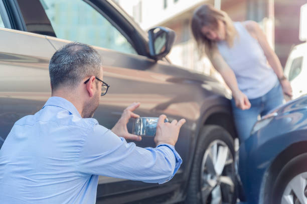 Professional Commercial Auto Insurance technician working in Greensburg, KY